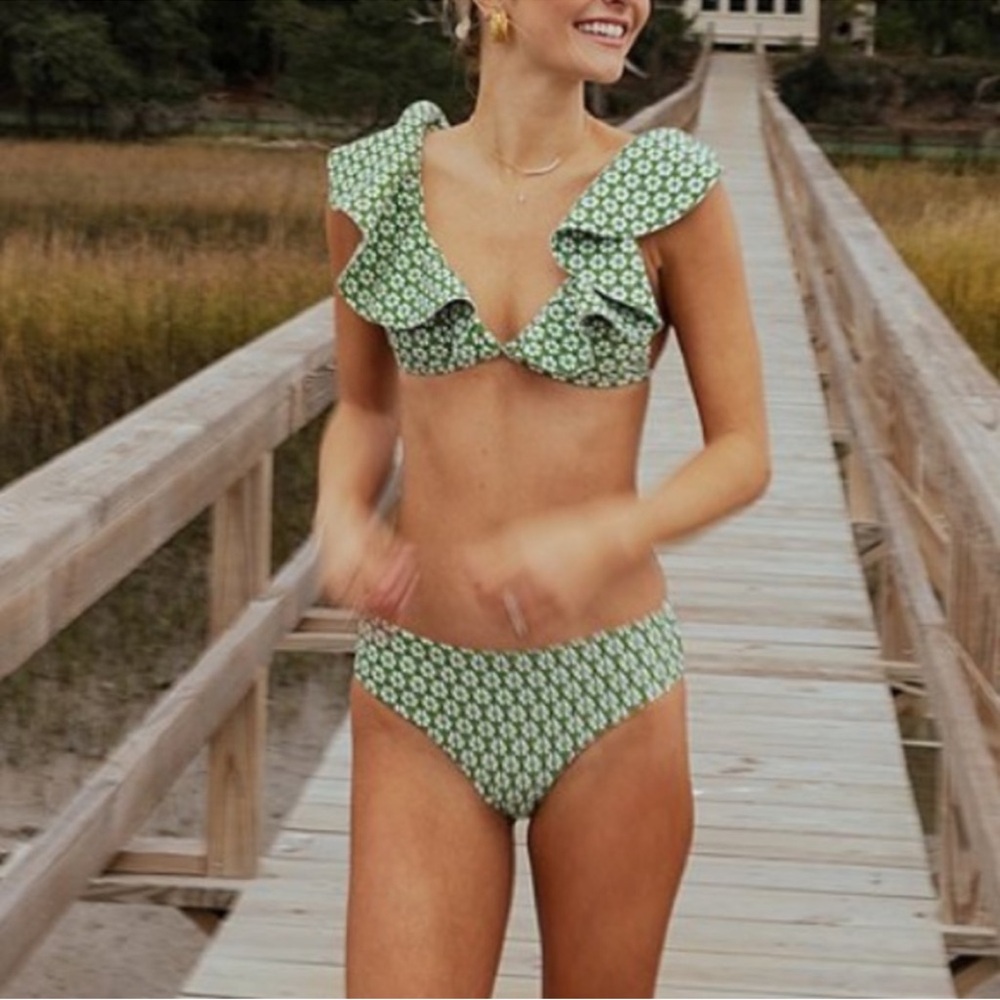 NWT Antonio Melani × Style by Simkins Marguerite Ruffle Swim bottom